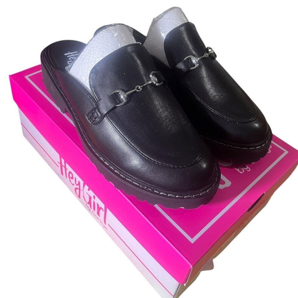 Corky’s Hey Girl Mules Wingin It Black Smooth Silver Horsebit Size 8